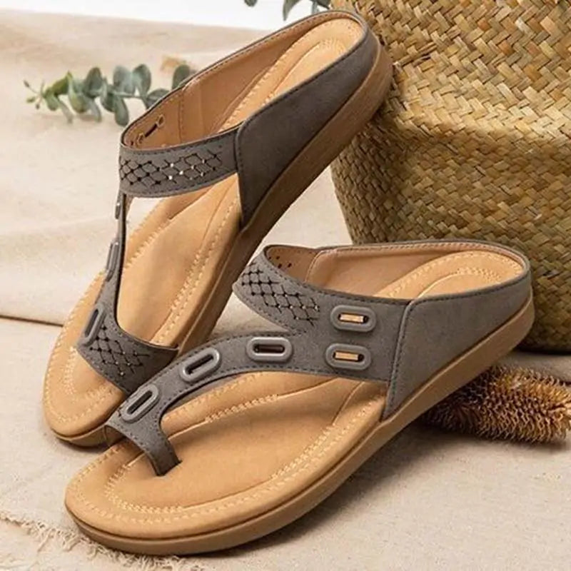 Modische Orthotique-Sandalen