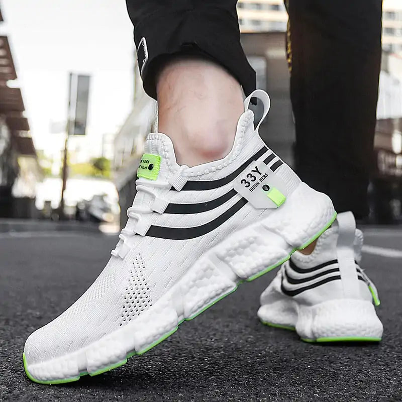 Y33 Sneakers